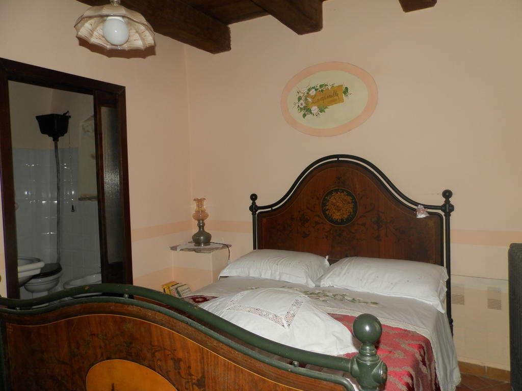 Hotel Residenza Di Paese Castello Del Poggio à Ferentillo Chambre photo